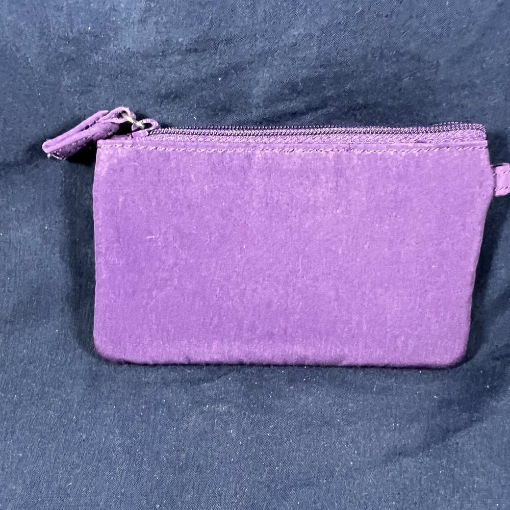 Vera Bradley Wallet Purple Compact Organize Change Purse Quilted Chic - Picture 2 of 3